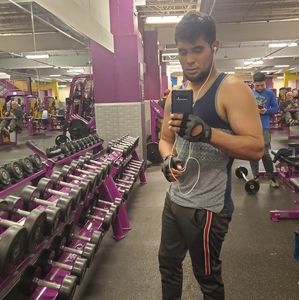 Meet your Posher, Erick